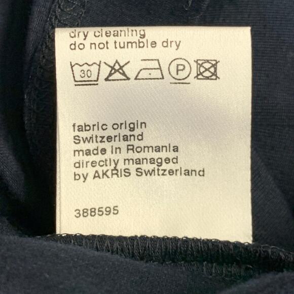 AKRIS PUNTO Size 14 Navy Modal Blend Collarless 1/4 Zip Pullover - Picture 8 of 8